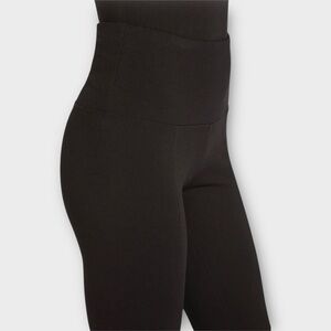 Lysse Black Center Seam Ponte Leggings L Tummy Control Flattering 4-Way Stretch